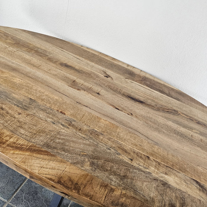 Dining table Oval 210x100cm (6cm top)