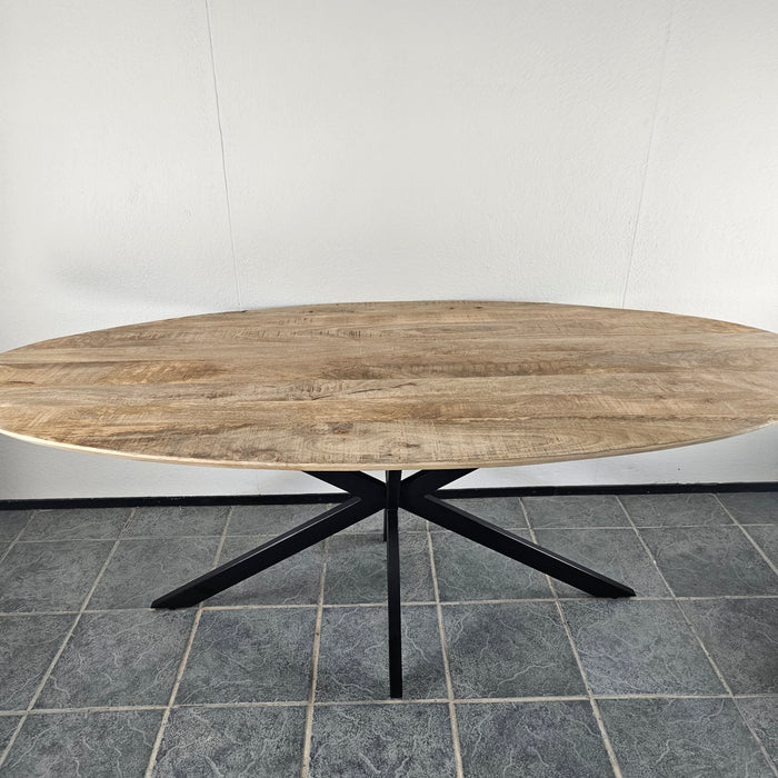 Dining table Oval 220x110cm (25mm top - Center leg)