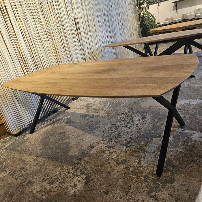 Dining table Oval 220x110cm (25mm, X-Leg)