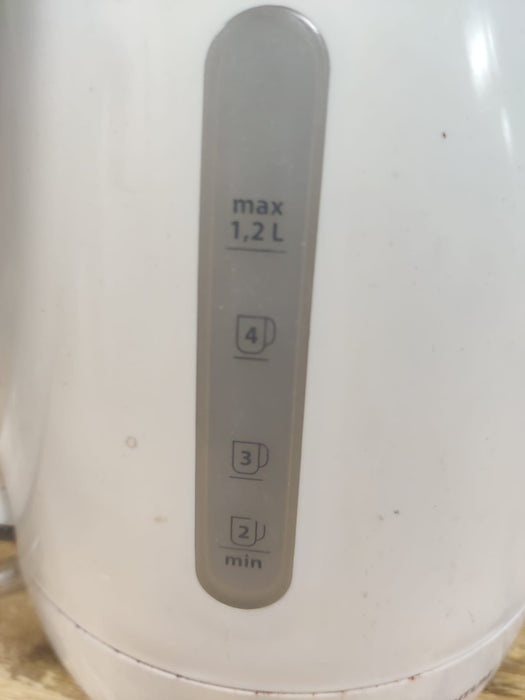 K010 | Waterkoker Inventum 220v