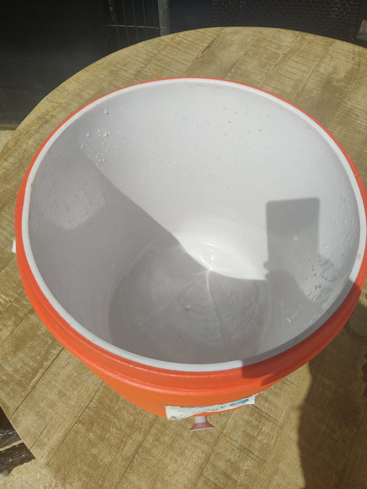 K022 | Watermug 8 gallon