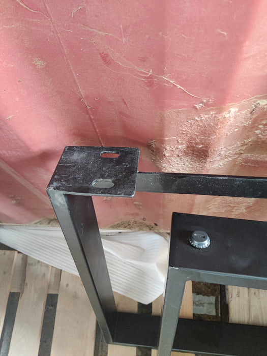 K072 | Metal base U legs for table (NEW)